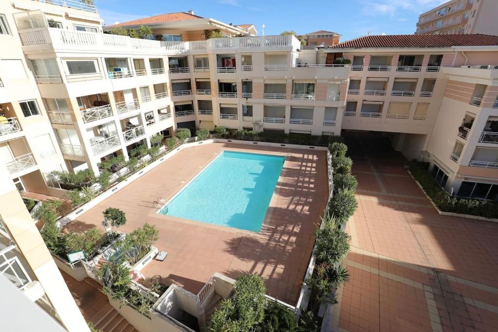 Standing Vue Mer Entre Cannes Et Antibes Golfe-Juan Exterior photo